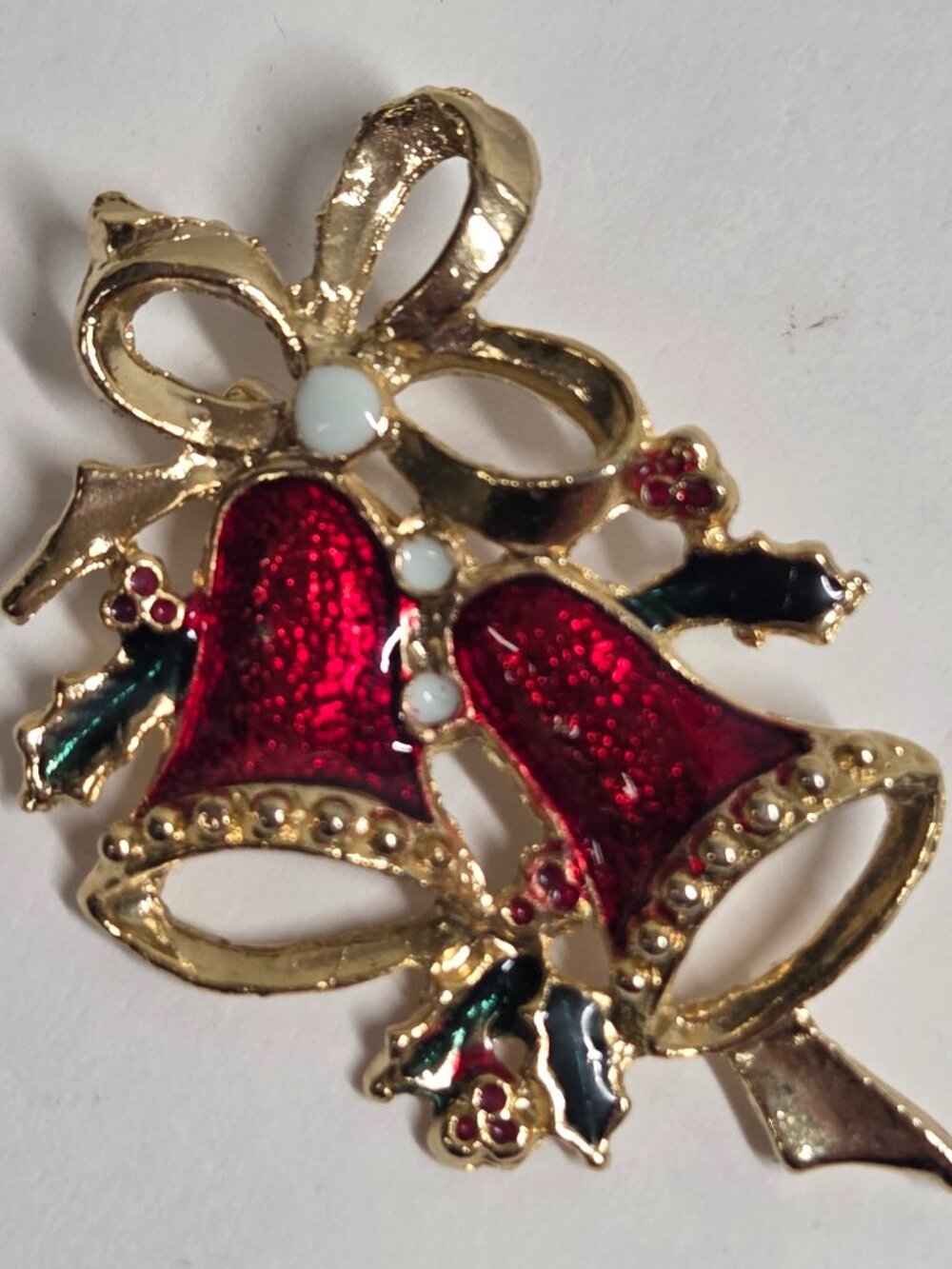 Vintage Gold Tone Red Enamel Christmas Bells Holly Bow Brooch Pin Faux Pearl Sp